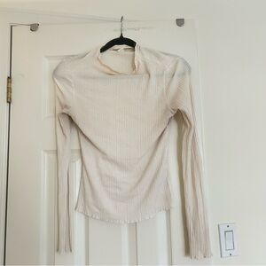 H&M Eleganr Cream Ribbed Women's Top